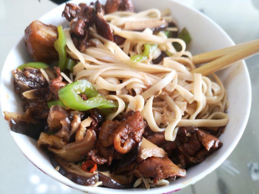 秒杀饭馆味道的【黄焖鸡米饭】