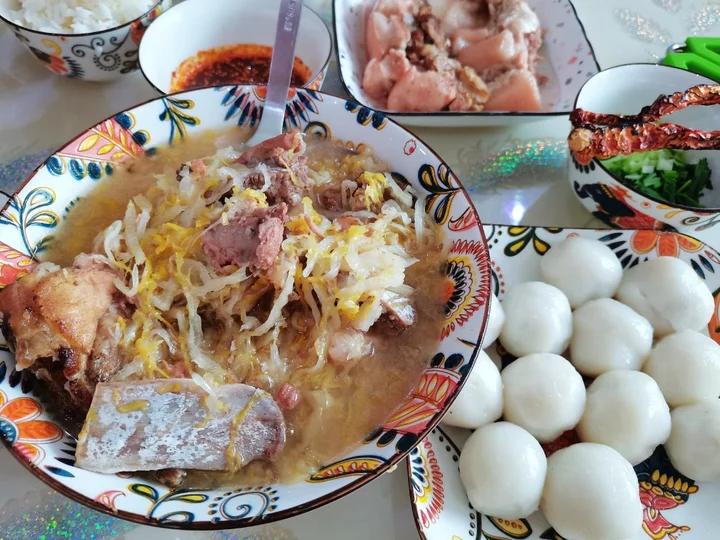 东北酸菜炖排骨