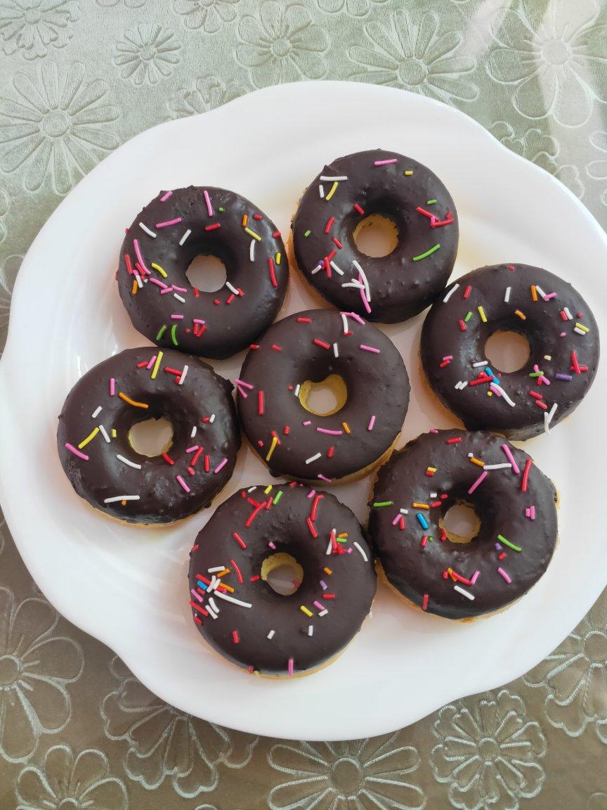 无泡打粉的甜甜圈蛋糕