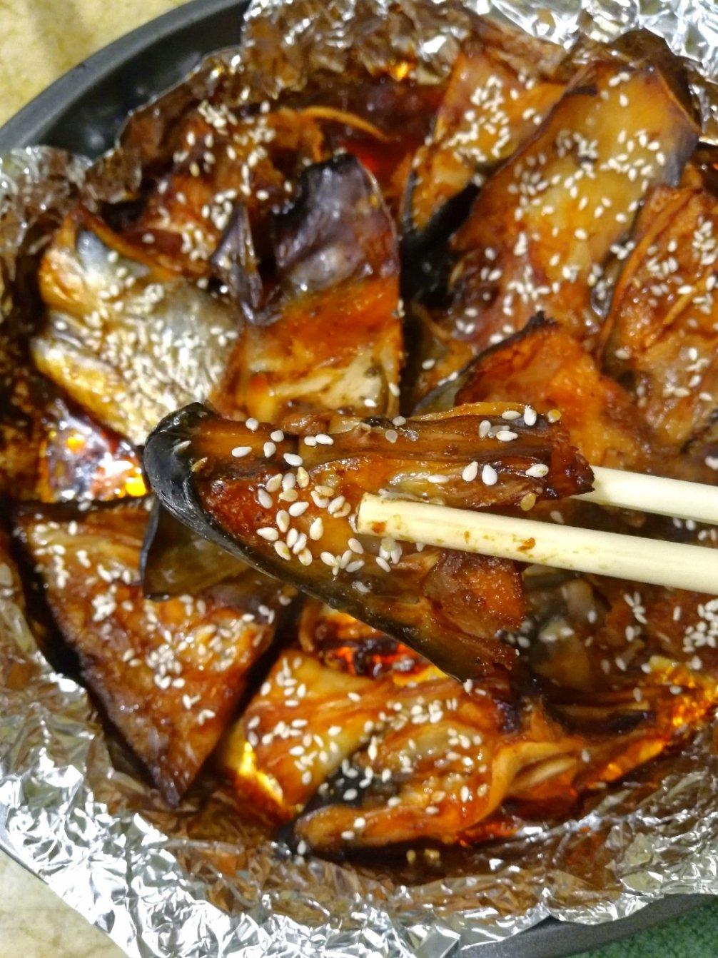 香烤三文鱼头