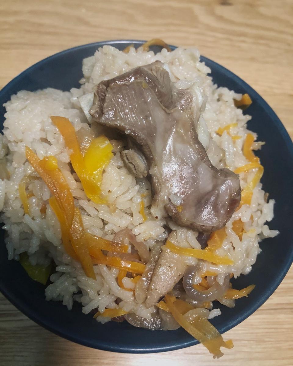 手抓羊排饭