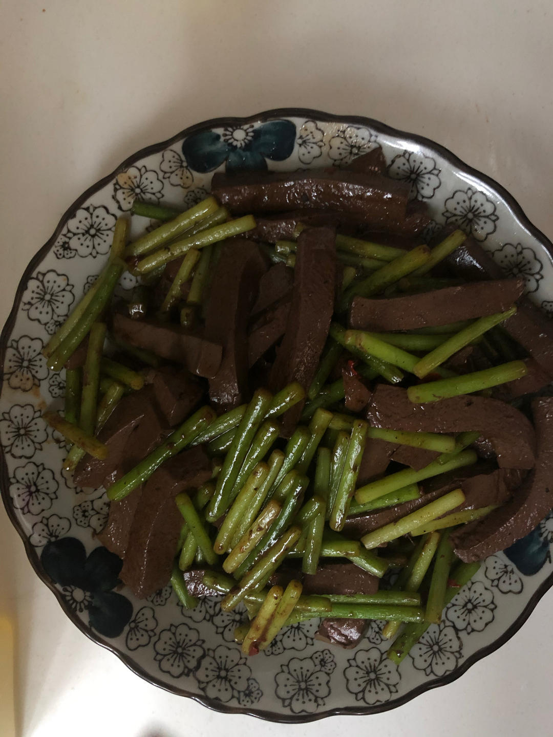 蒜苗鸭血