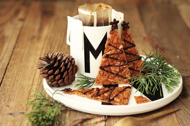 圣诞树造型焦糖杏仁脆片<圣诞节特辑>的做法