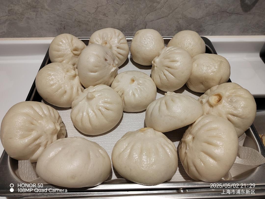 飙汁大肉包