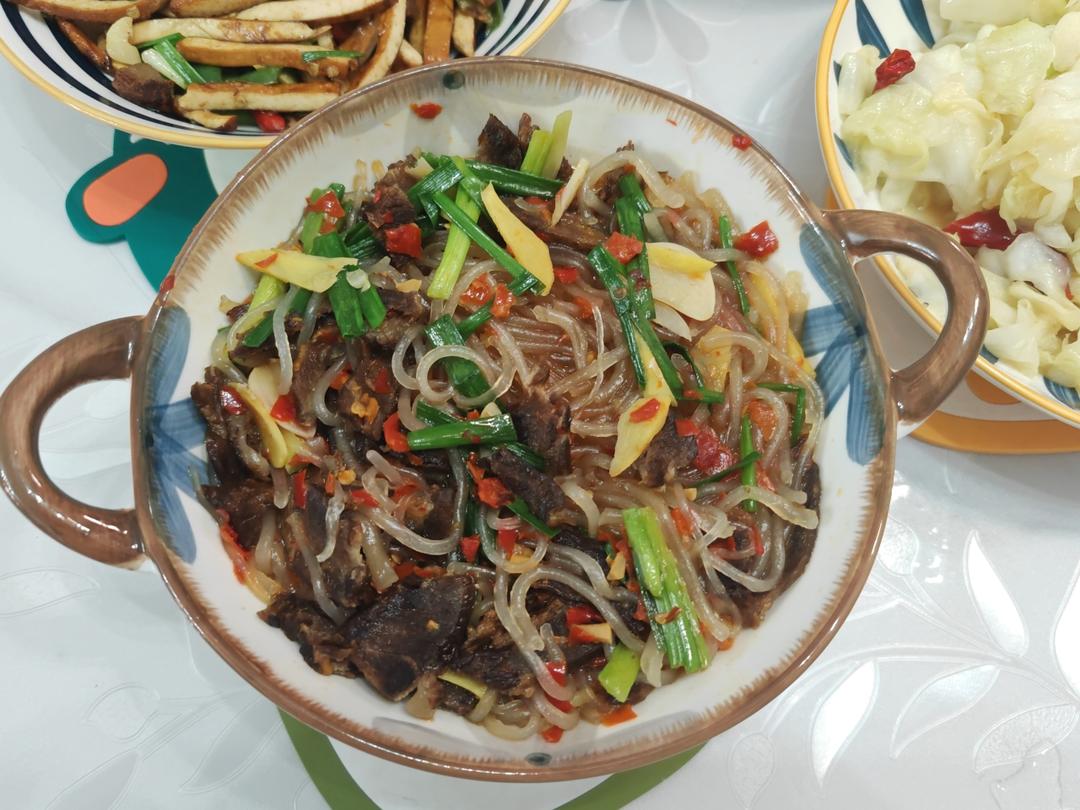 湖南人超爱的牛肉红薯粉+剁辣椒