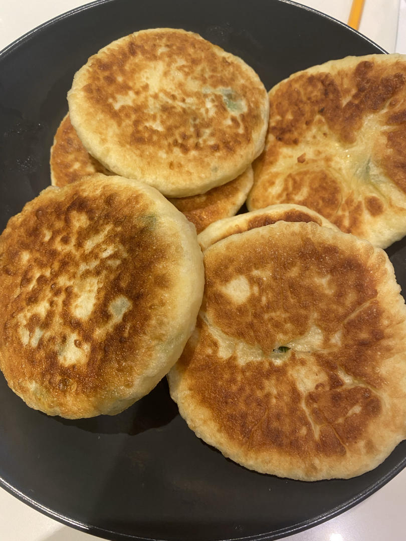 不用揉面，不用擀皮的韭菜鸡蛋发面馅饼