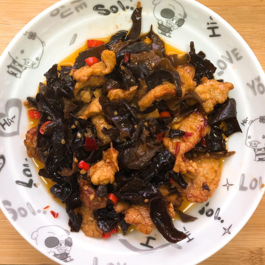 超下饭的木耳炒肉