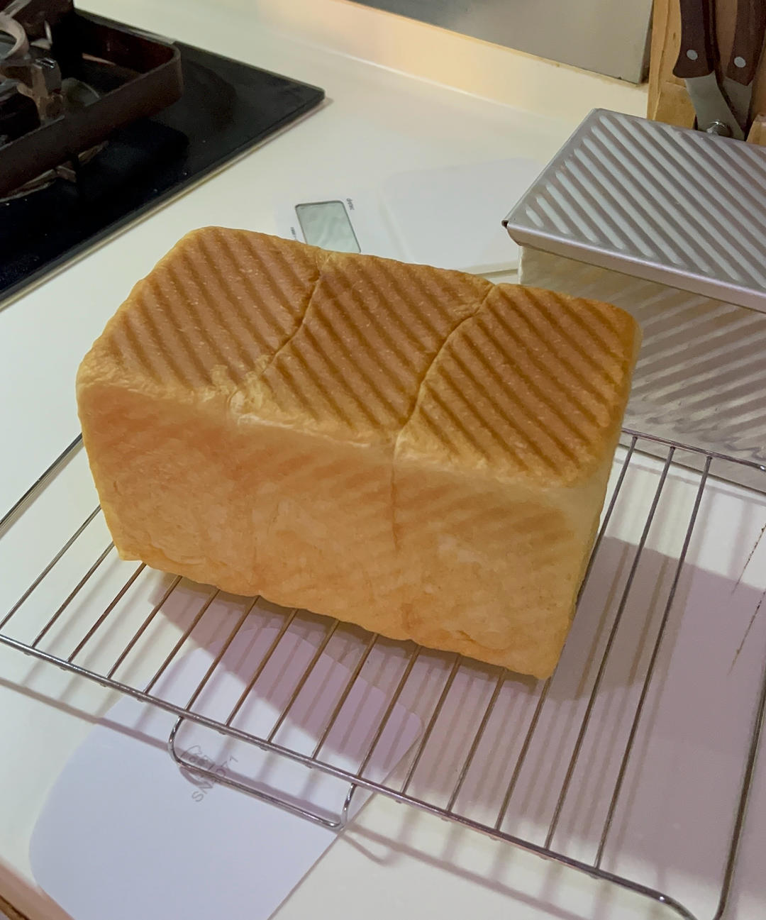 基本鲜奶吐司