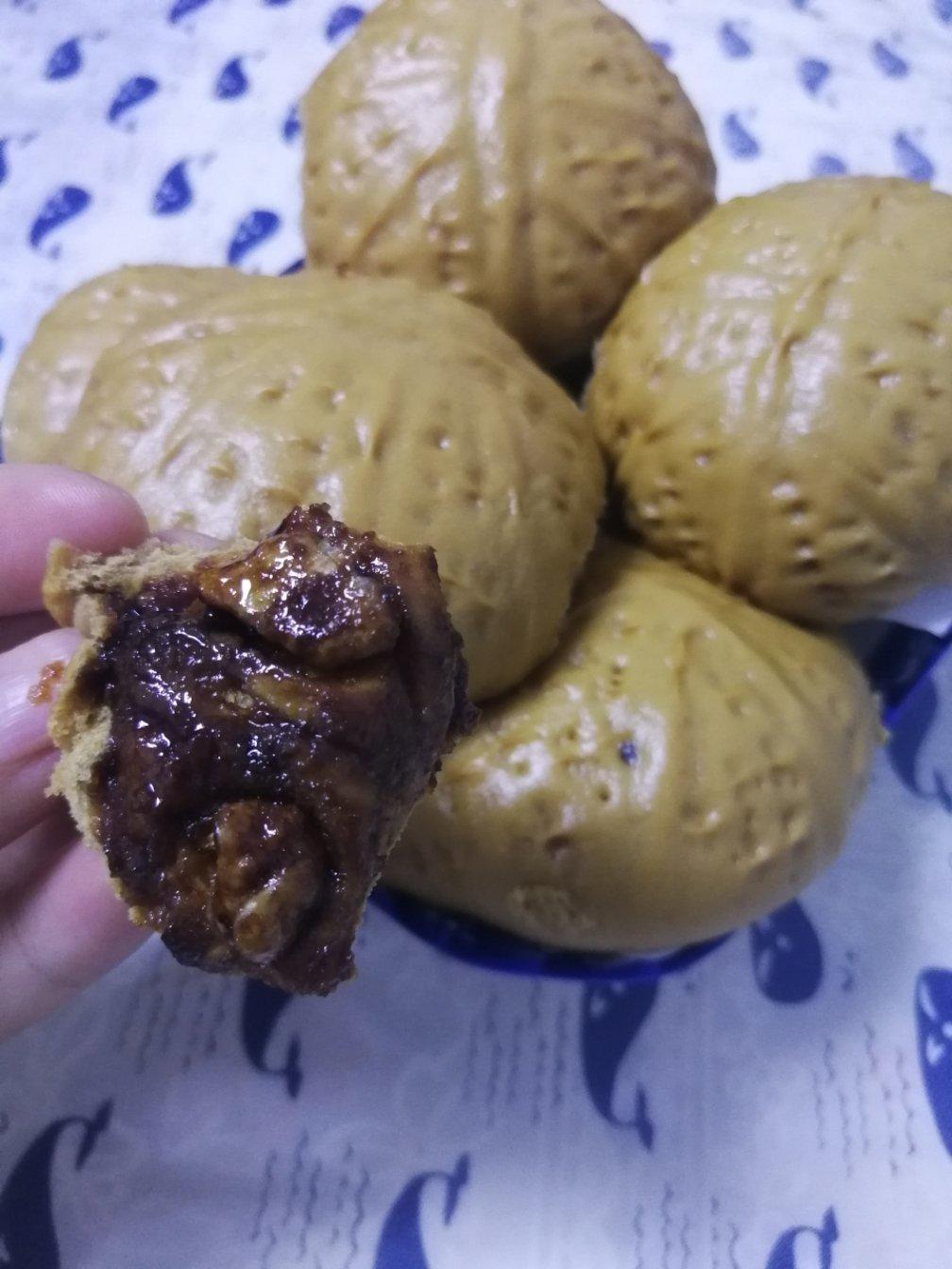 有料的红糖馒头（土豪包）