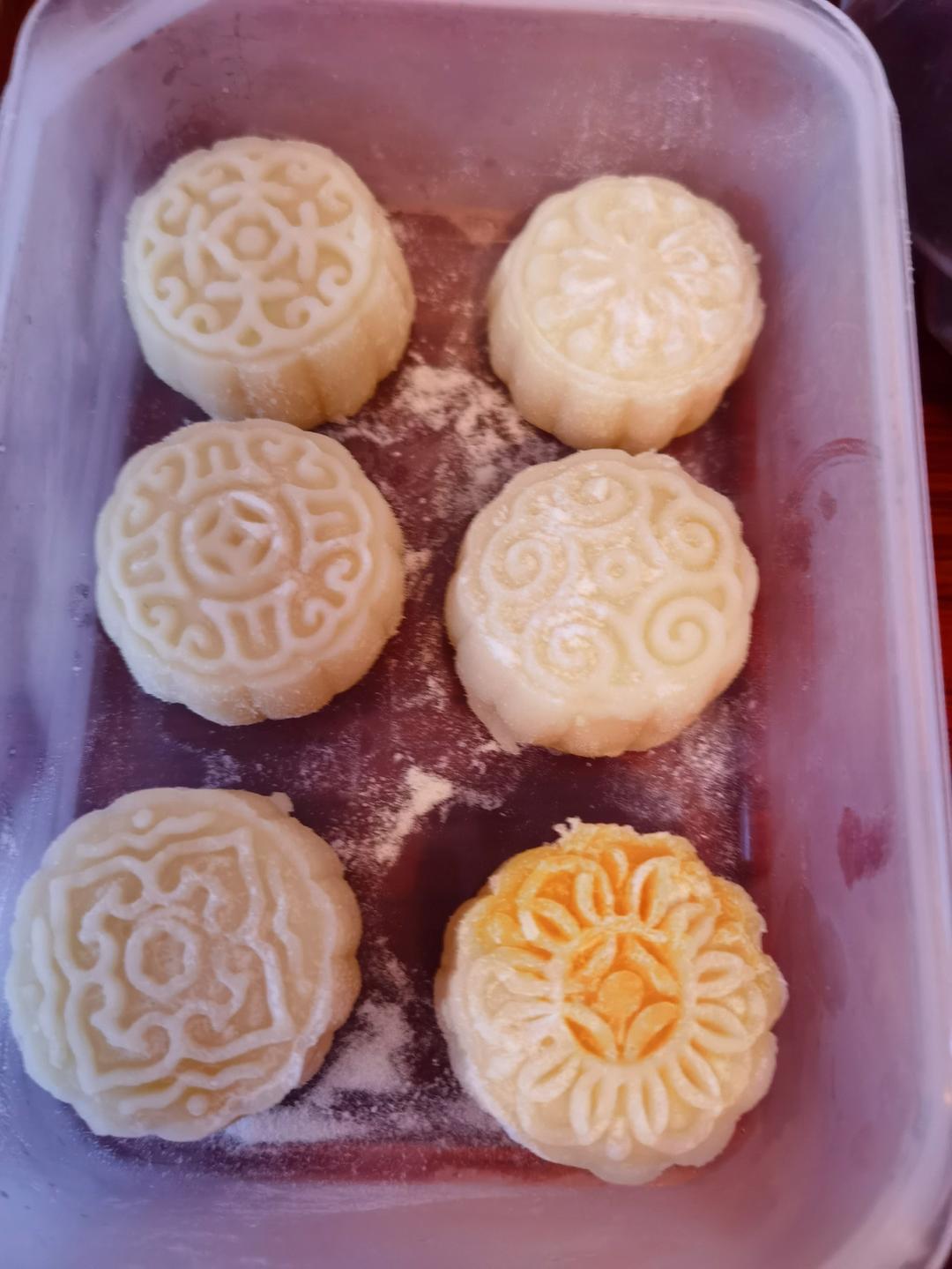 冰皮月饼(奶黄馅)