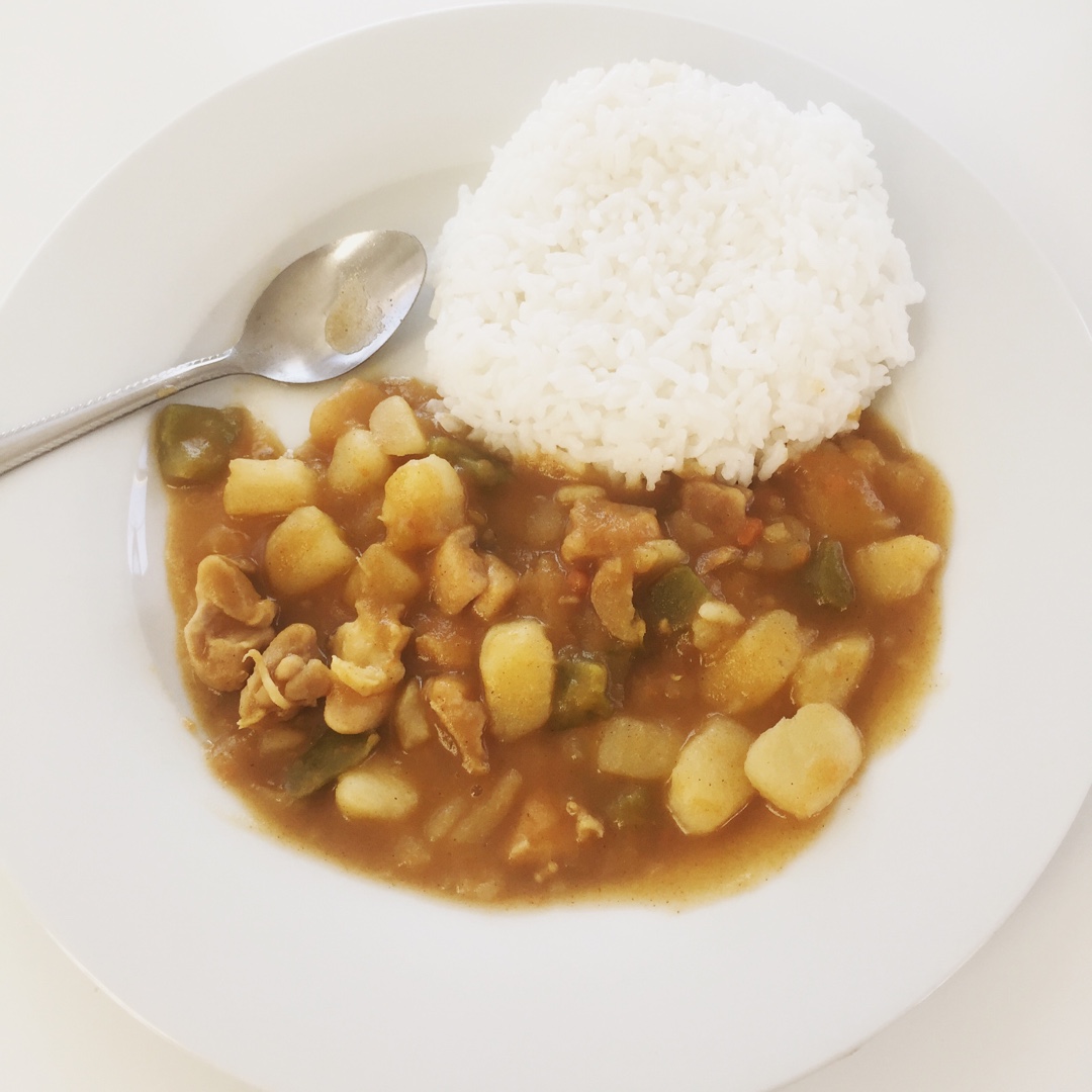 咖喱鸡肉饭