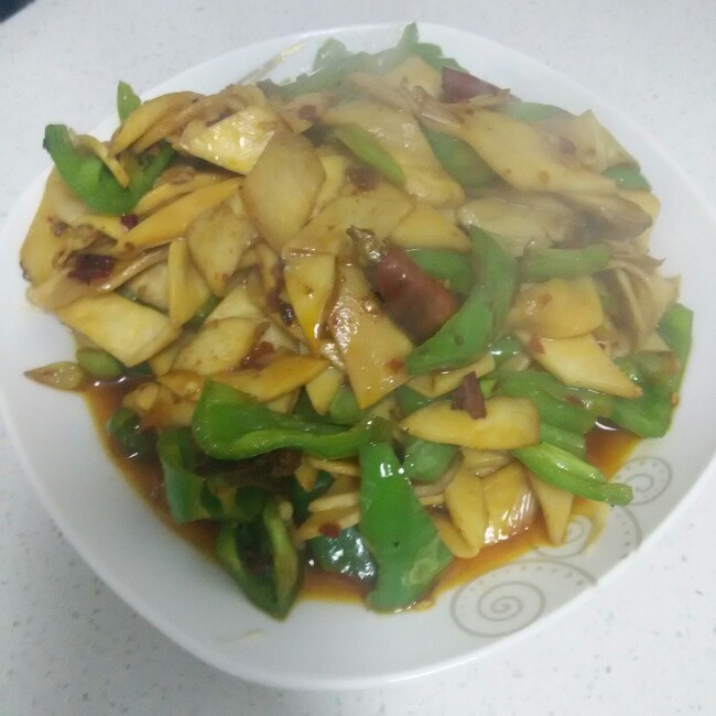 青椒素炒杏鲍菇