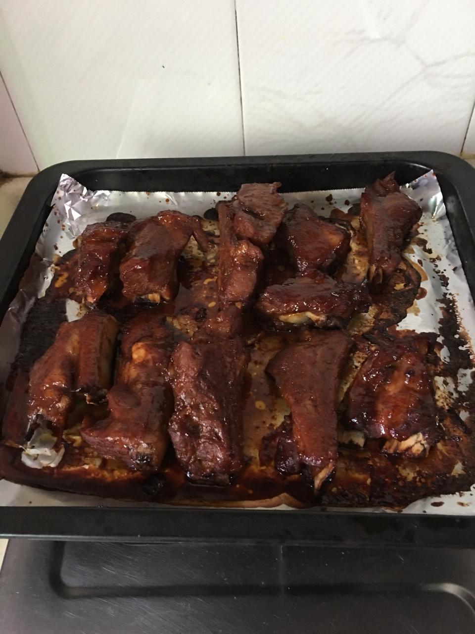 蜜汁烤肋排