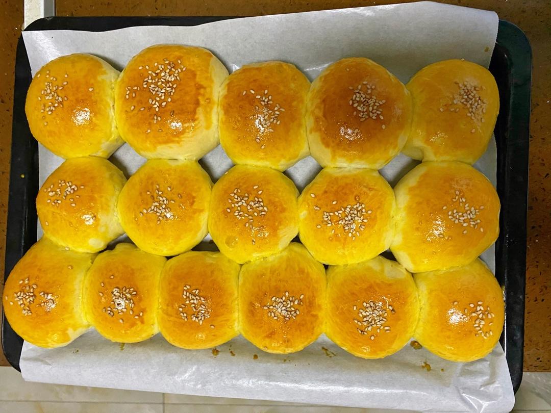 超软牛奶餐包，此配方超软不甜易出膜，放一礼拜不变硬