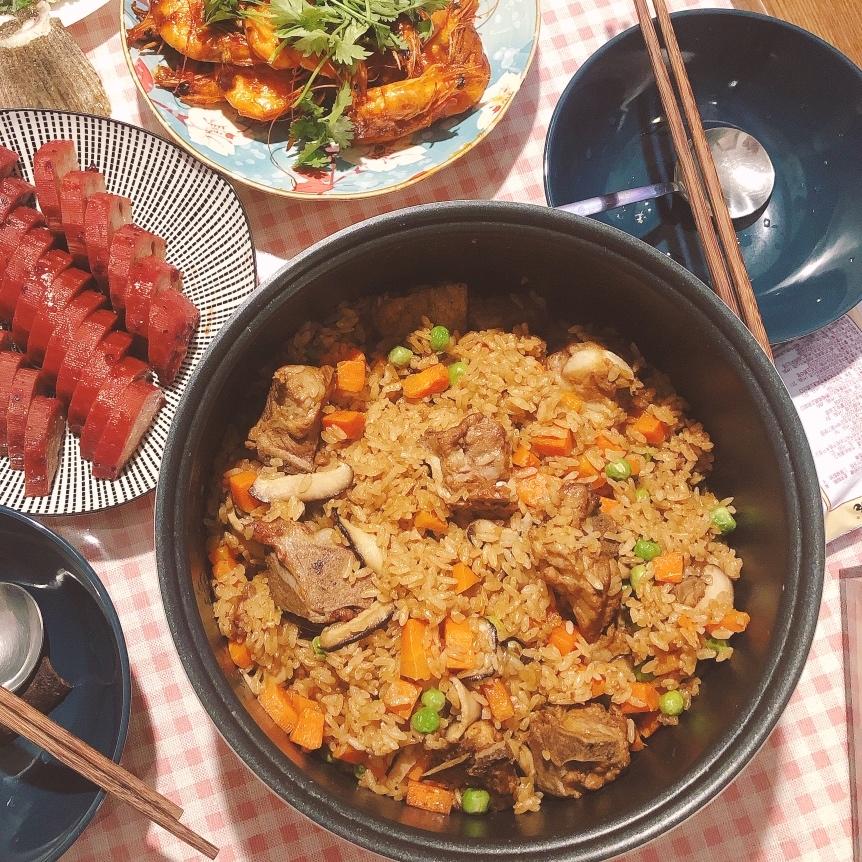 电饭锅排骨土豆焖饭