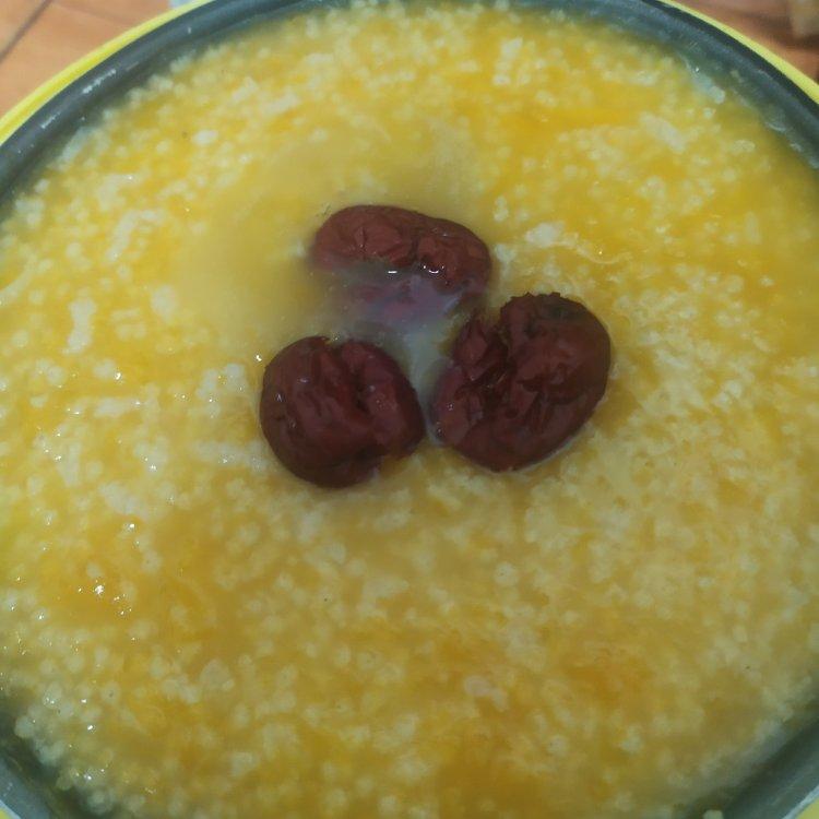 南瓜小米粥(人见人爱版)