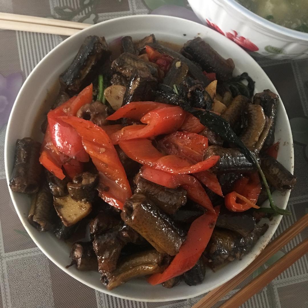 大蒜烧鳝鱼