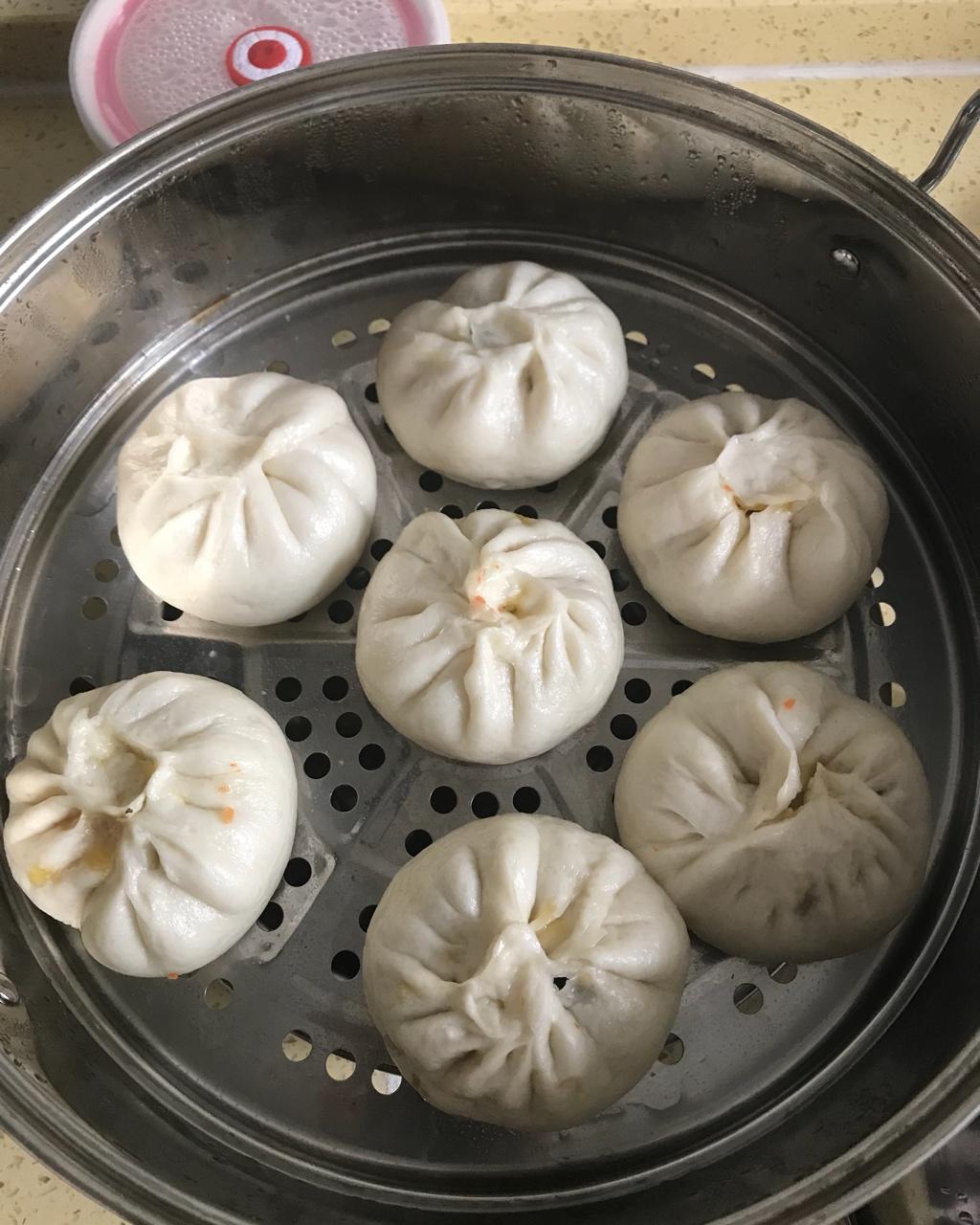 胡萝卜木耳鸡蛋素包子