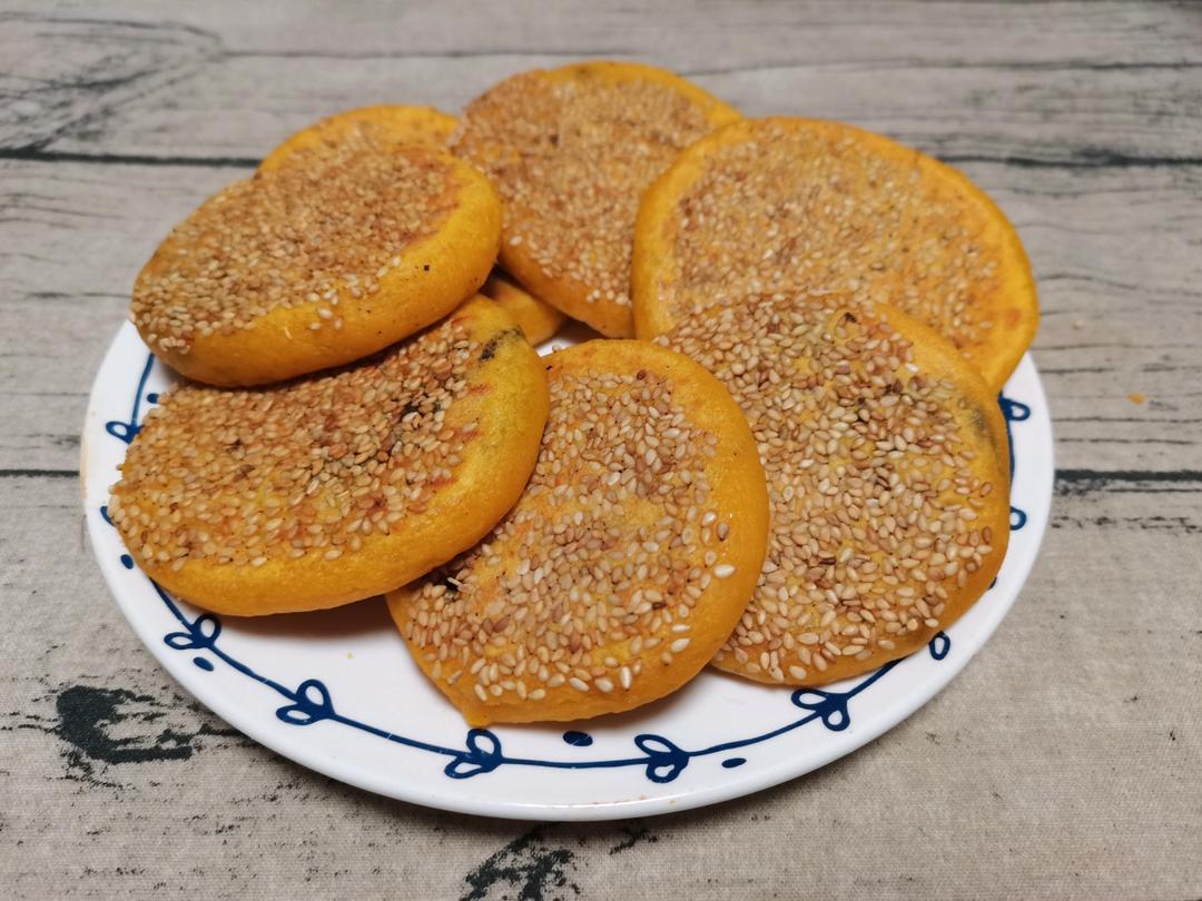 平底锅就能做!香甜软糯的南瓜饼