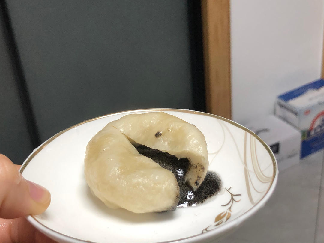 一发汤圆馒头，㊙️超好吃‼️。      （纯手揉）
