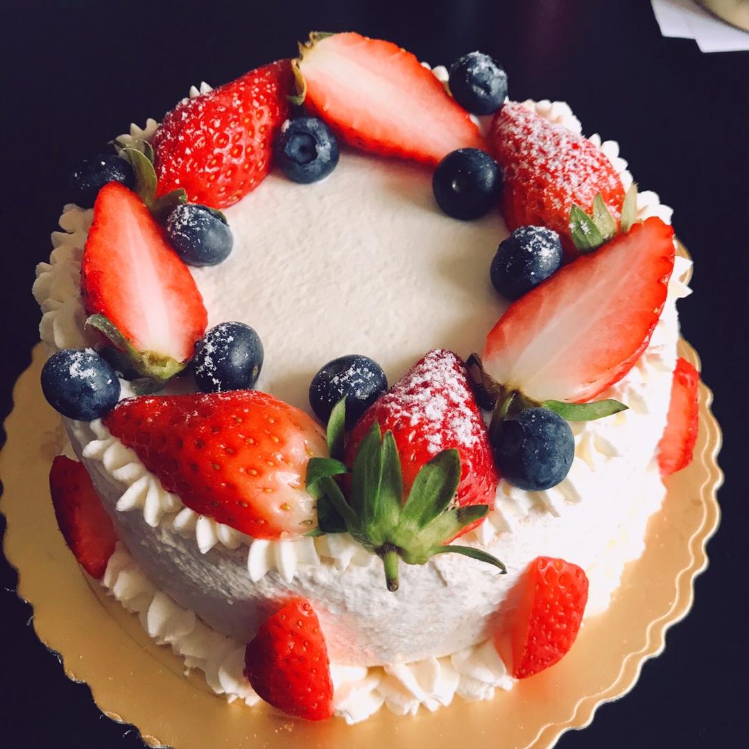 超简单完美戚风蛋糕（6寸2蛋）附打发、翻拌、脱模视频