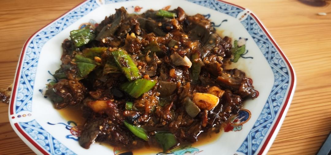 超好吃还少油的辣椒炒茄子