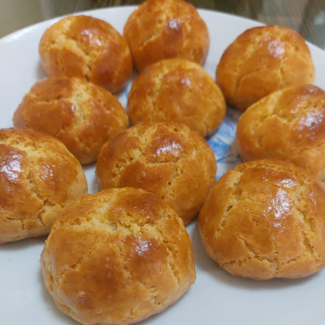 莲蓉甘露酥