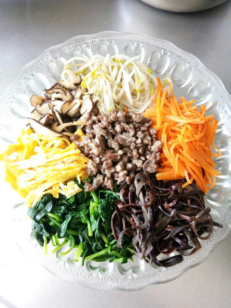减脂版韩式拌饭
