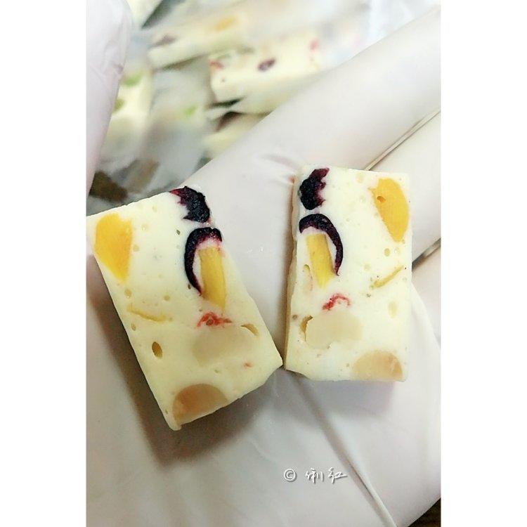 豪华果脯牛轧糖—年货必备