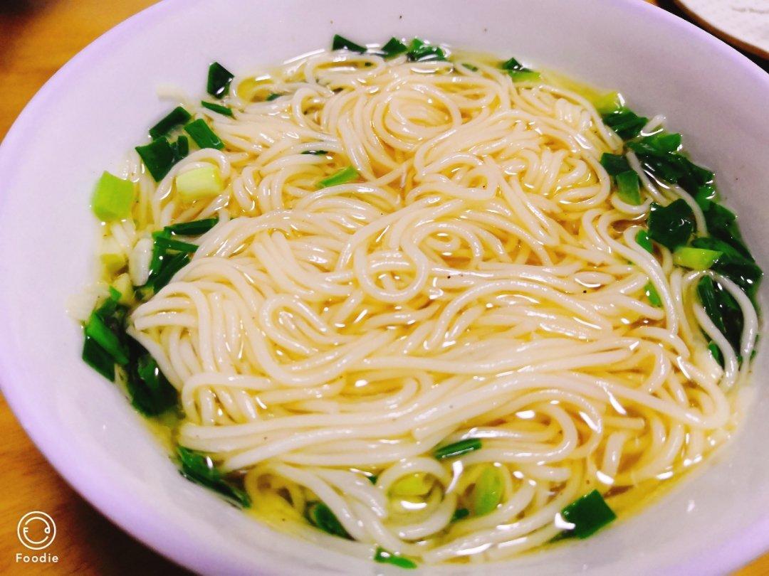 一碗热汤面