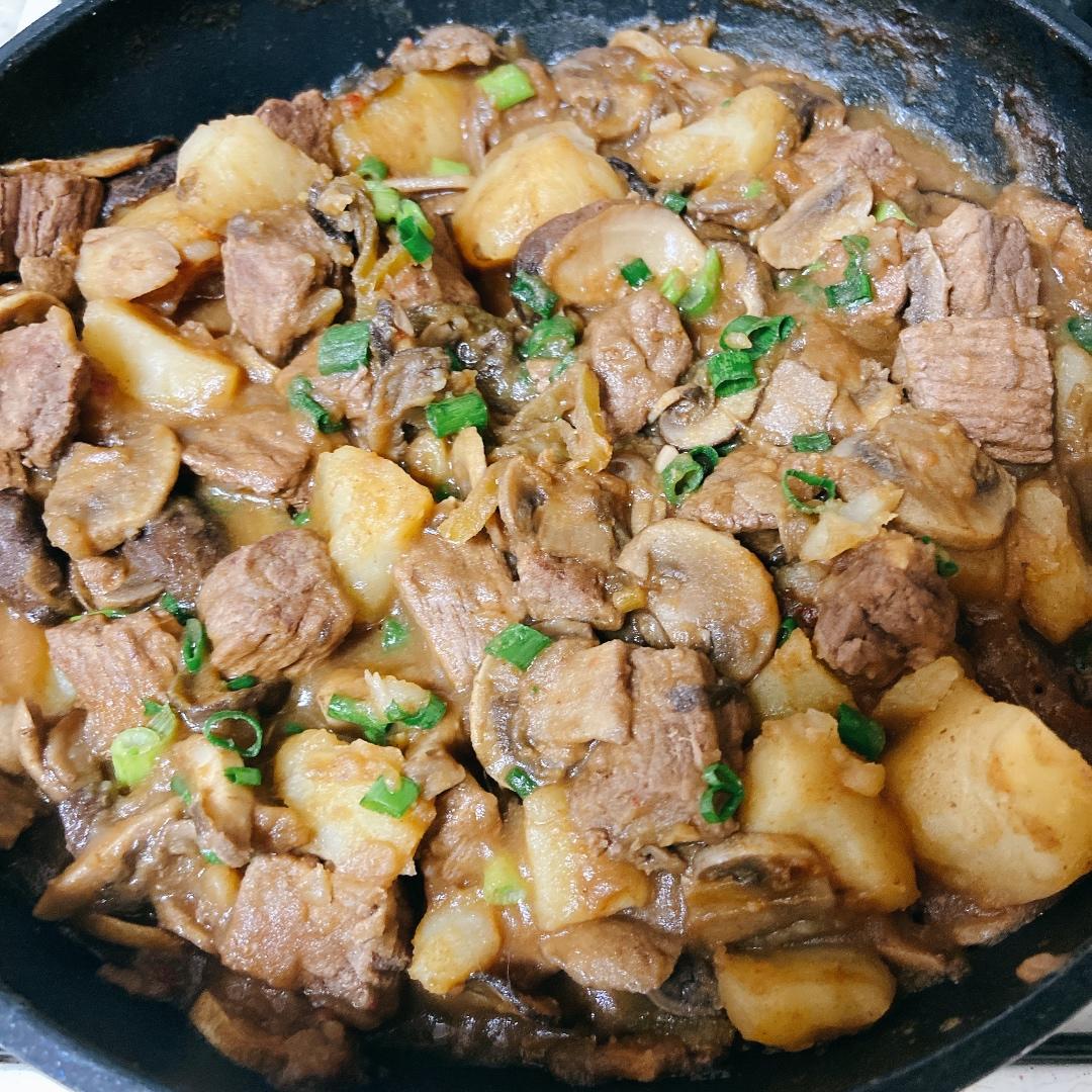 土豆炖牛肉