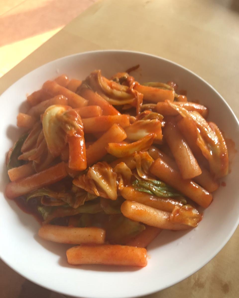 小跑悠悠做的炒年糕