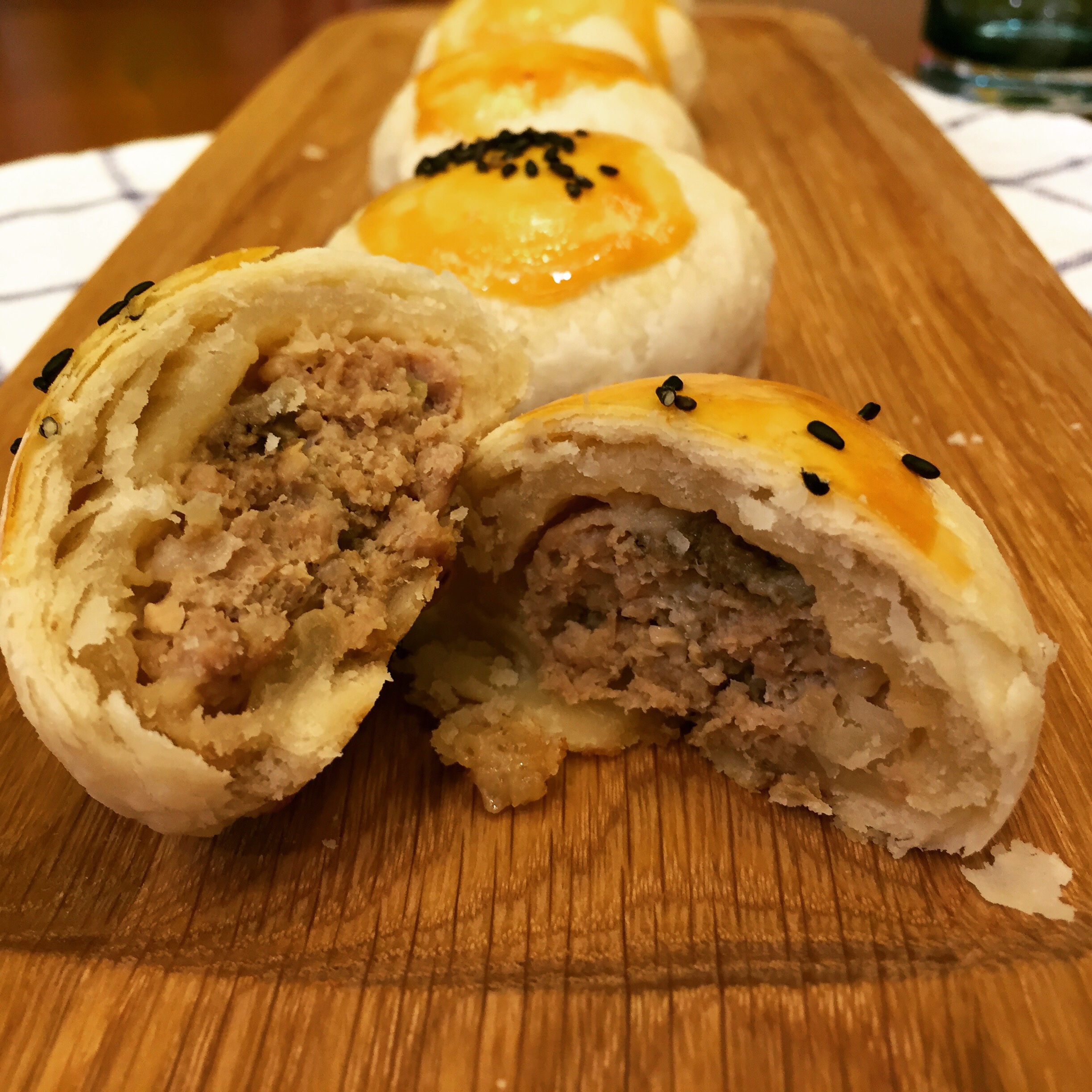 苏式－－鲜肉月饼