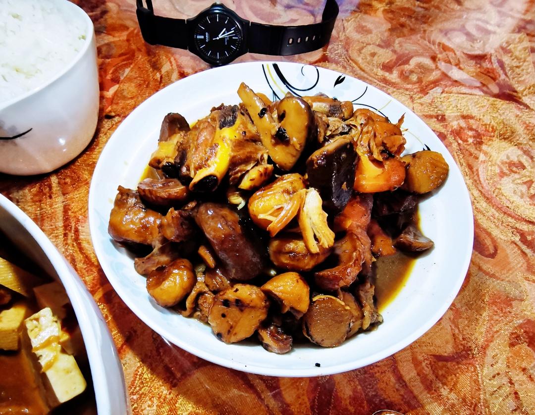 香菇板栗焖鸡