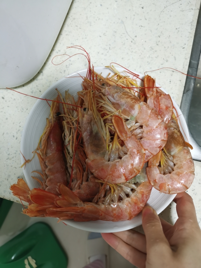 红烧阿根廷红虾简单版的做法 步骤1