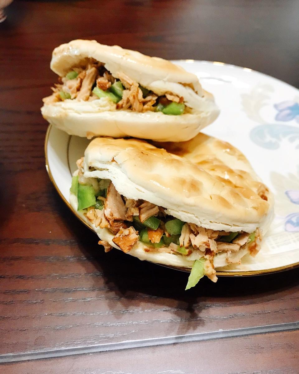 腊汁肉夹馍