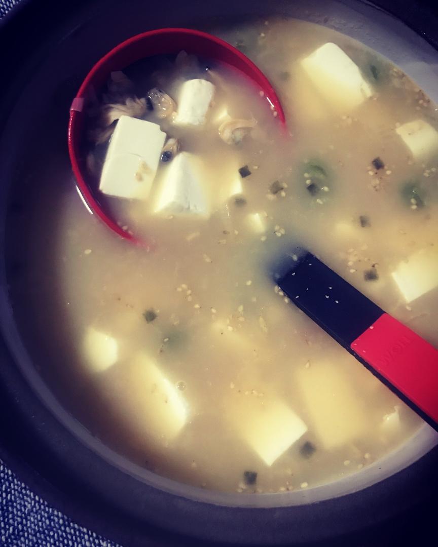 蛤蜊豆腐味噌汤