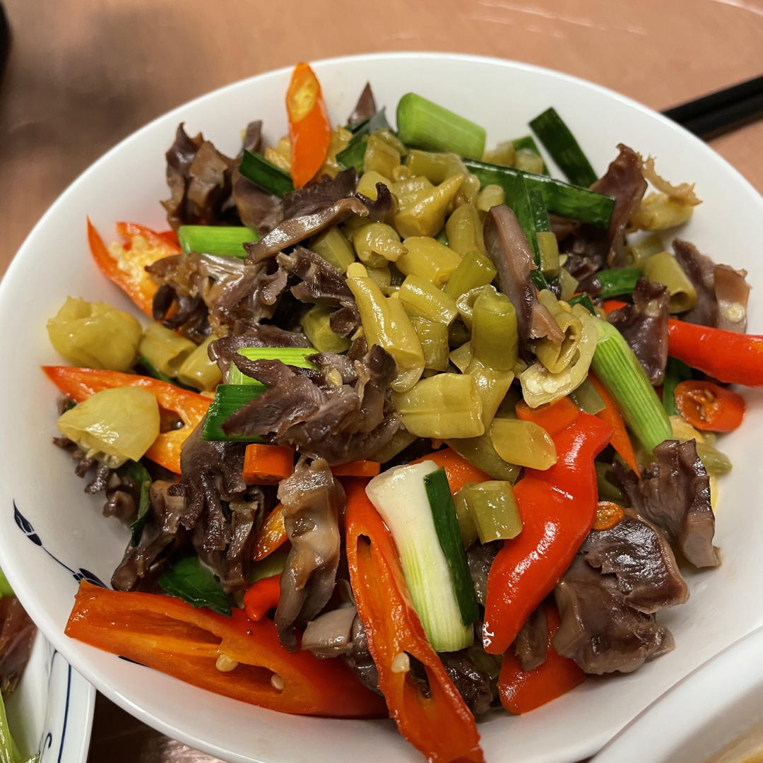 【酸辣鸡杂】鸡的这部分最有味道，千万别乱烧！