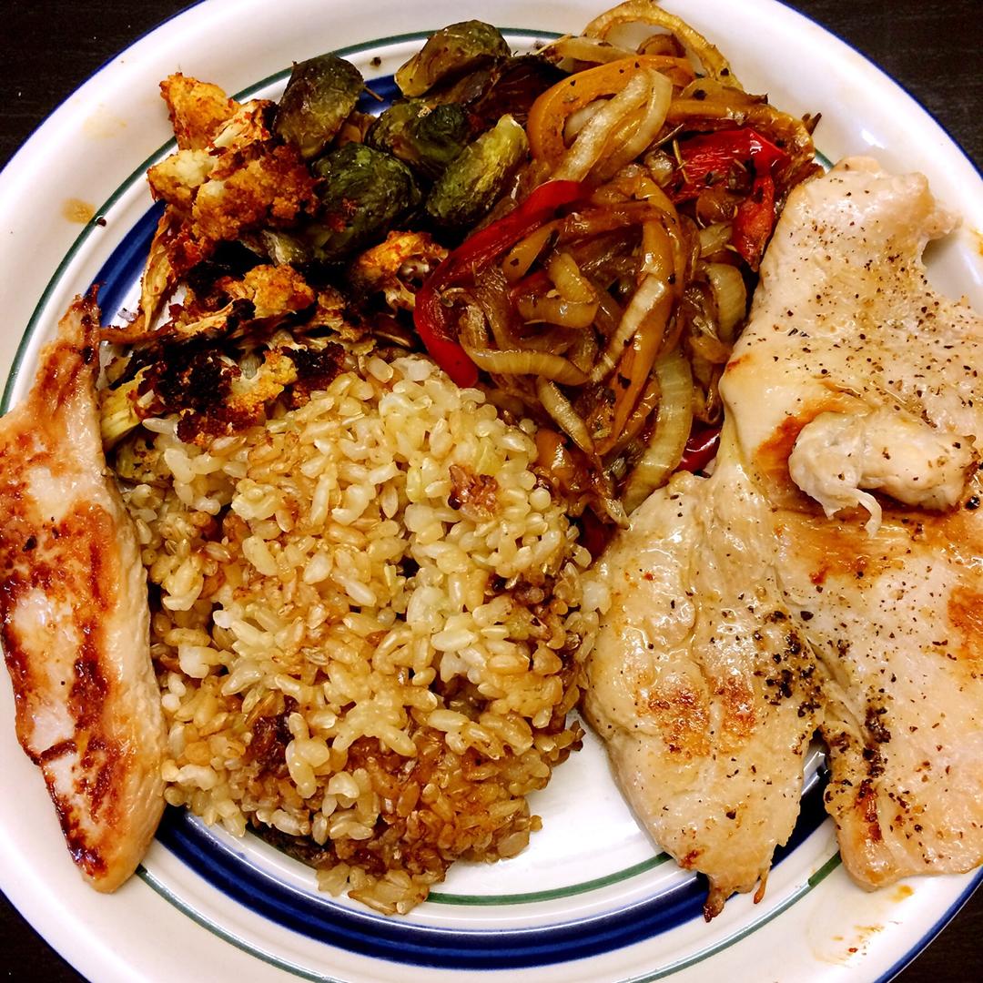 健身厨男版：香煎滑嫩鸡胸肉，全网最流行的鸡胸吃法！