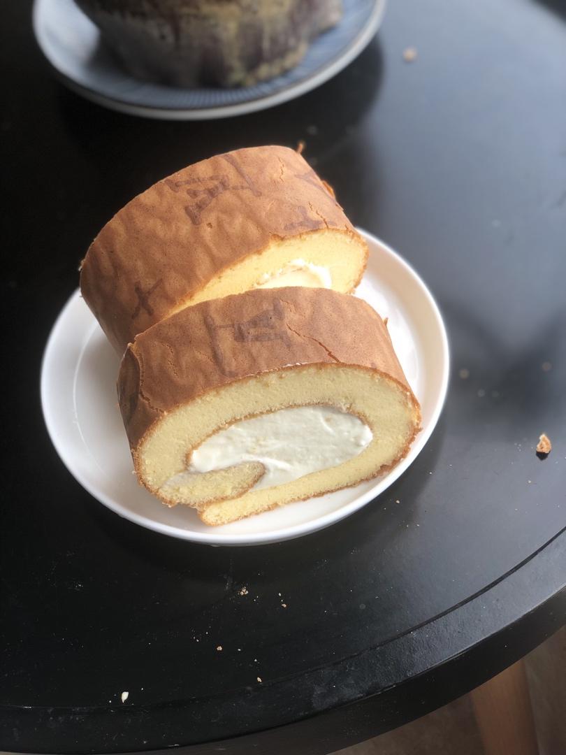 原创～低调的手绘蛋糕卷