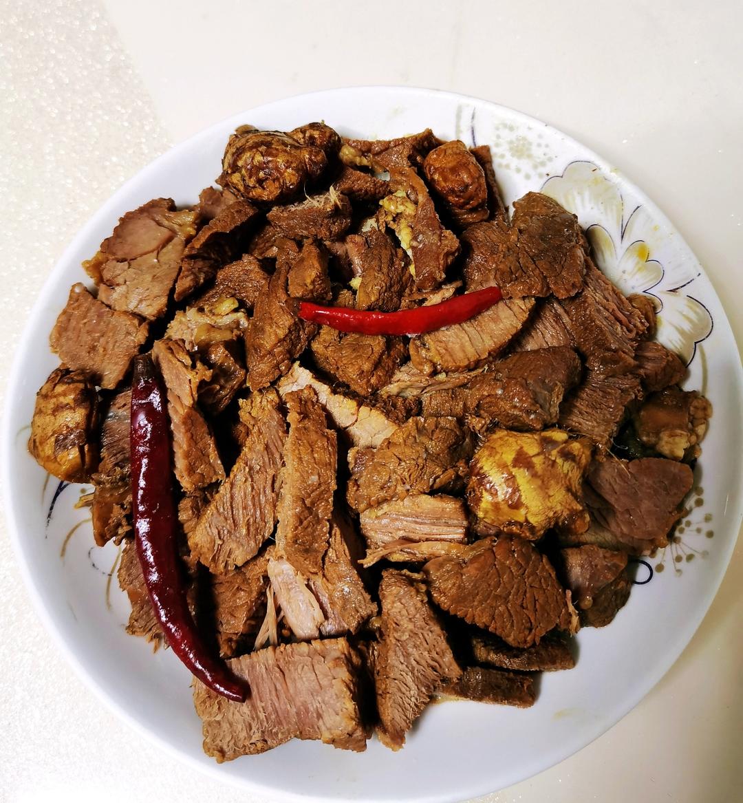 超简单卤牛肉 电饭煲版