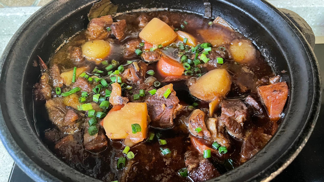番茄土豆炖牛腩