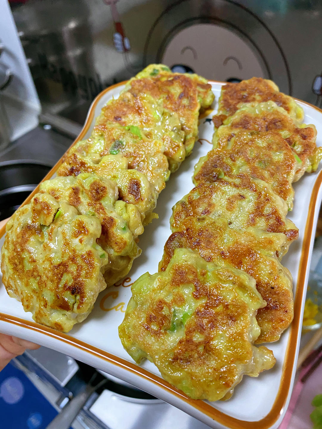 一个茄子  一个鸡蛋  这么做鲜嫩多汁  美味茄子饼   附细节视频