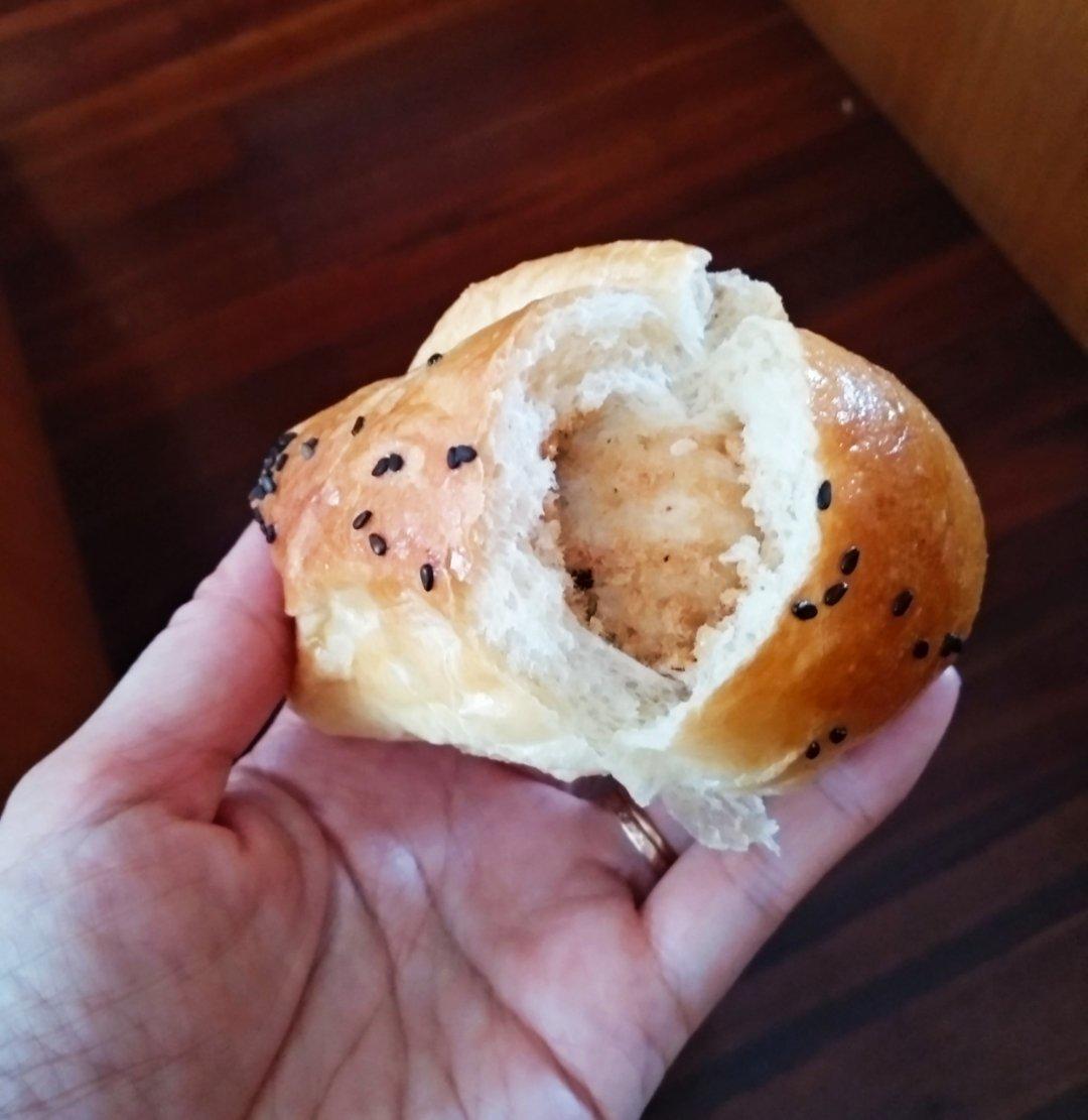 超好吃的肉松面包