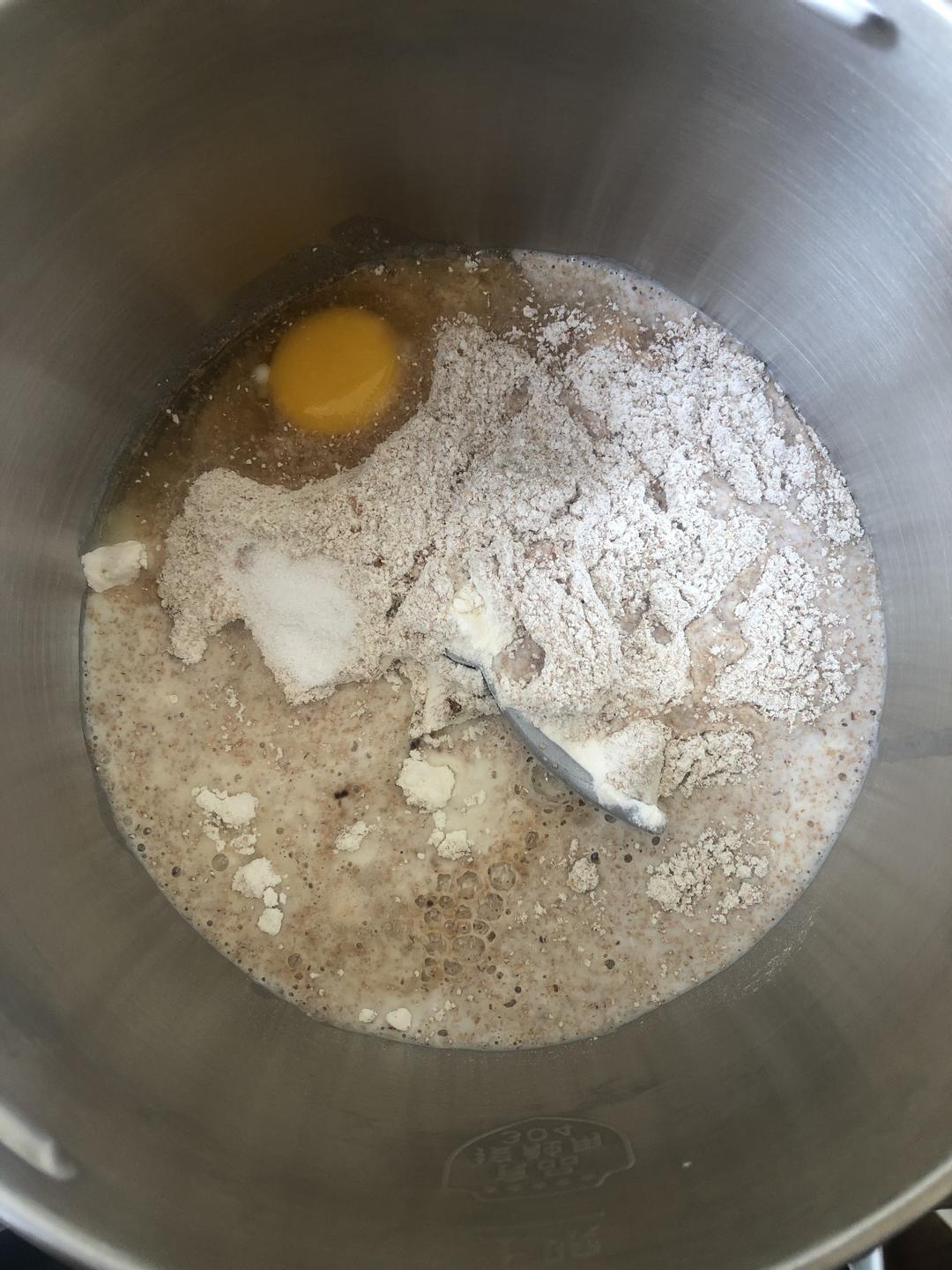 纯奶手撕吐司的做法 步骤1