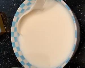 五分钟就能做好的椰奶冻的做法 步骤3