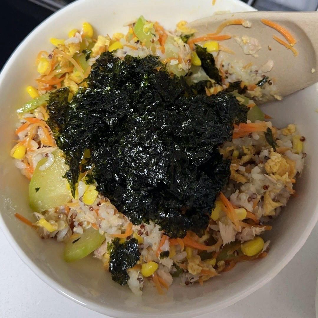 孩子超爱吃的金枪鱼海苔拌饭