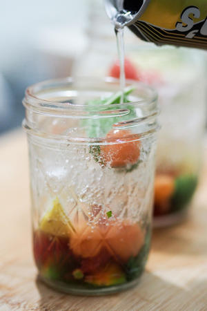 樱桃Mojito－酒渍樱桃和莫吉托的完美组合的做法 步骤10