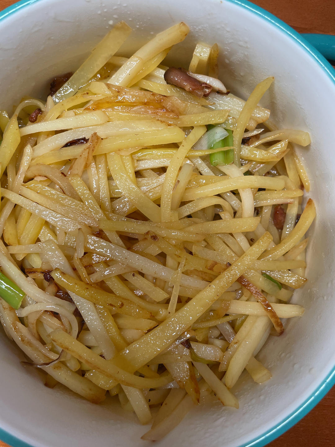 腊肉爆炒土豆丝