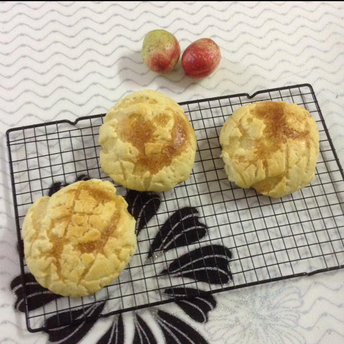 菠萝包